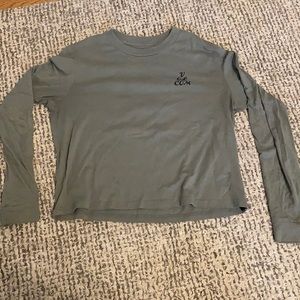 Cropped long sleeve shirt